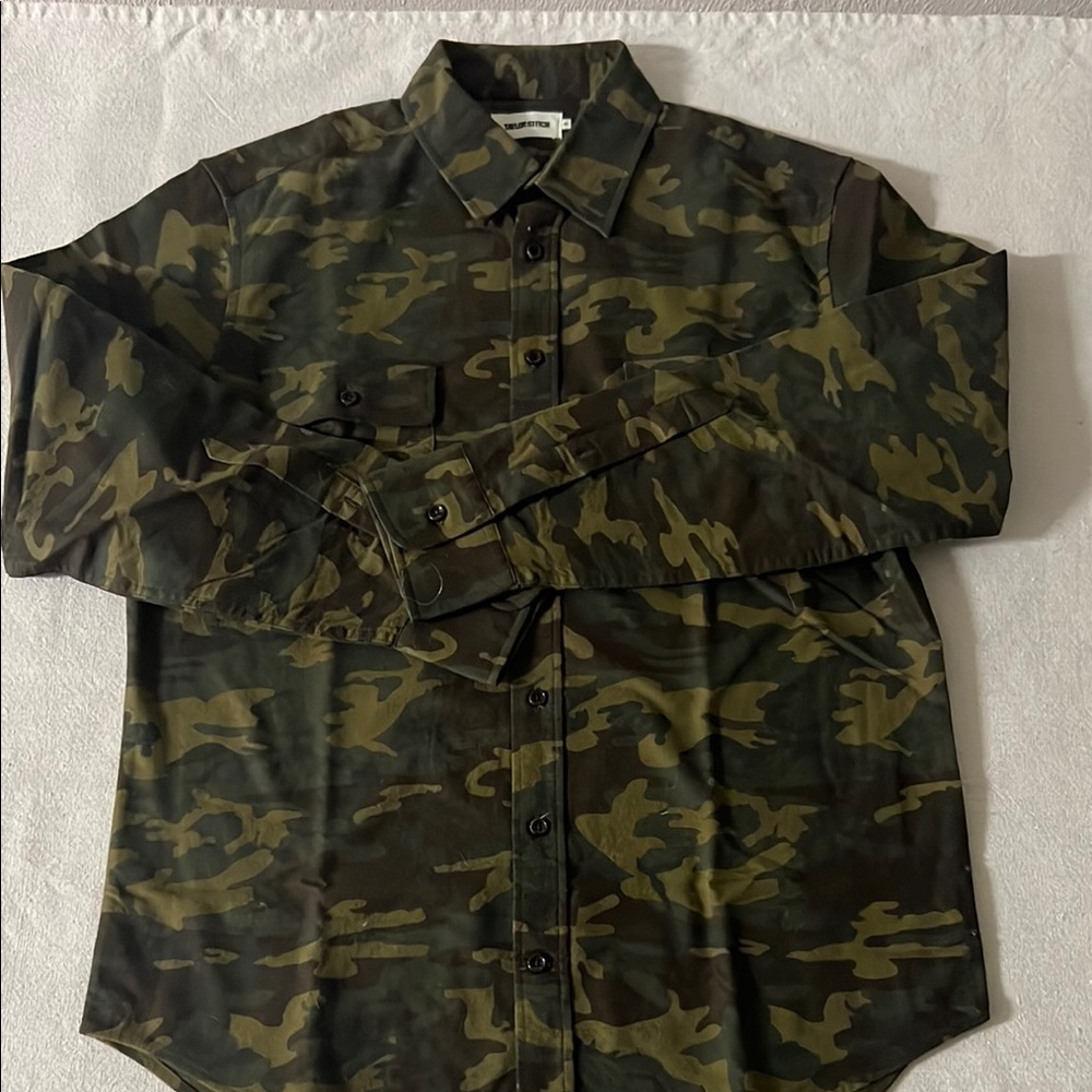 Taylor Stitch Green and Brown Camouflage Casual Shirt